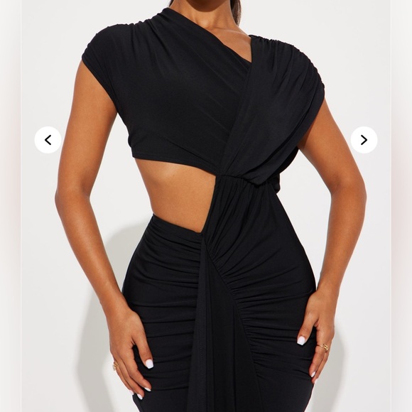 Fashion Nova Cutout Maxi Dress - Picture 2 of 3